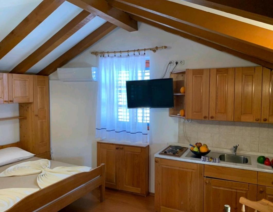 Appartments Mali Raj فيرسار المظهر الخارجي الصورة